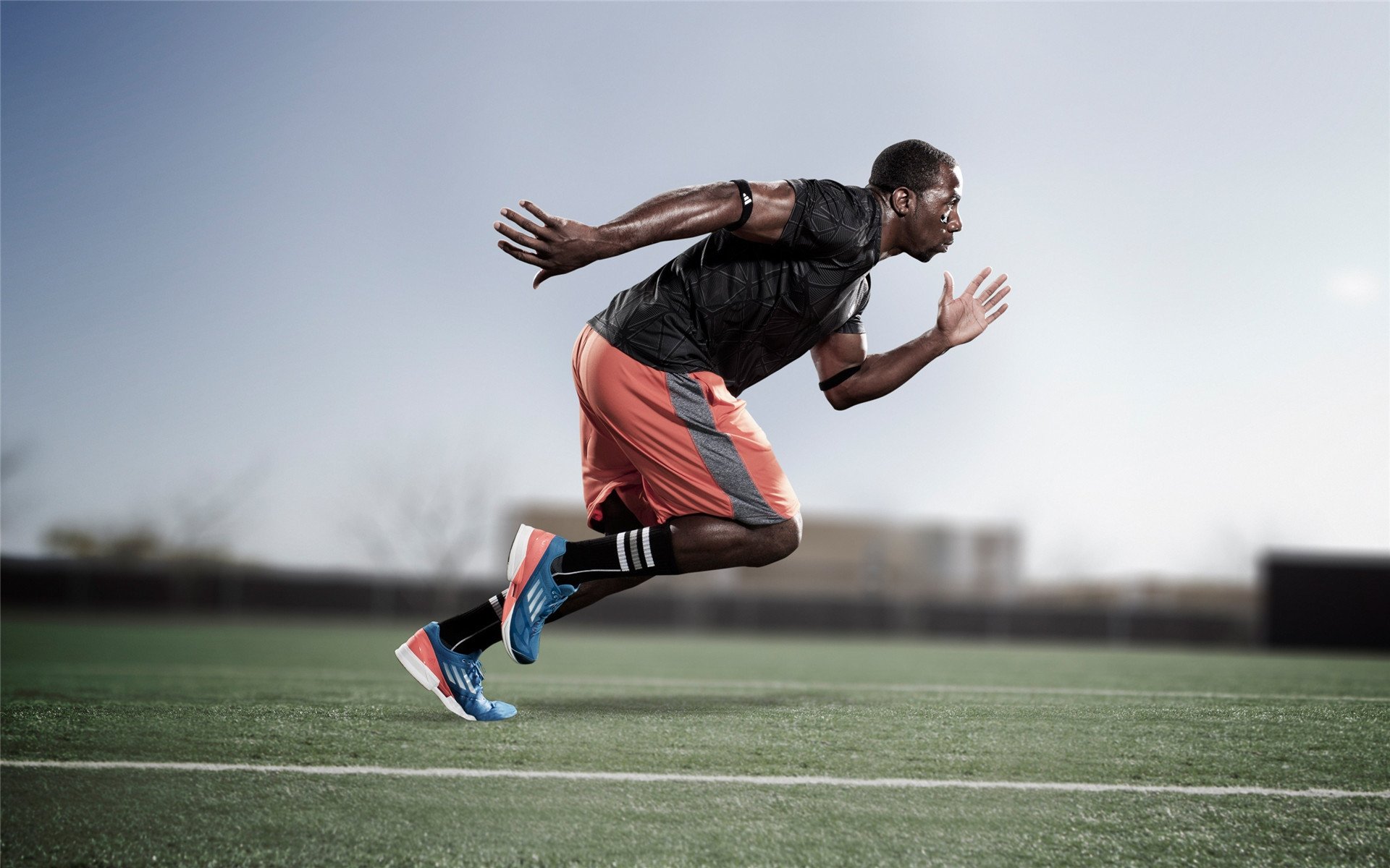 羽毛球战术创新激发国际比赛竞争力,羽毛球比赛战术分析